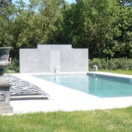Villa Les Templiers - Petit Bizerty 36 Pers Saint-Gilles  Exterior foto